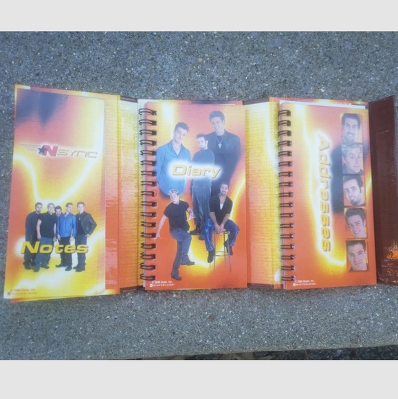 Vintage 2000 NSYNC 3-Fold Organizer Notepad, Diary & Address Book sealed - Picture 4 of 6